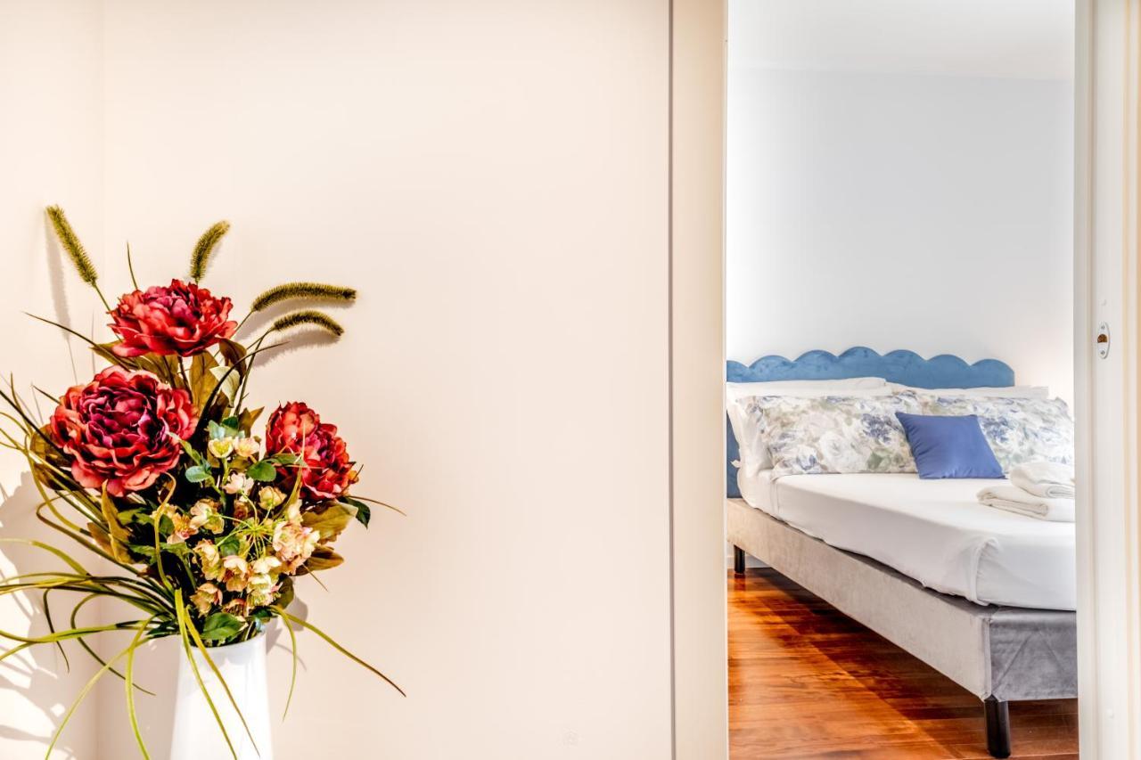Bbhome Penthouse Bright And Elegant Metro Conca D'Oro Řím Exteriér fotografie