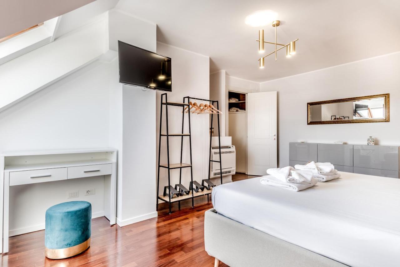 Bbhome Penthouse Bright And Elegant Metro Conca D'Oro Řím Exteriér fotografie